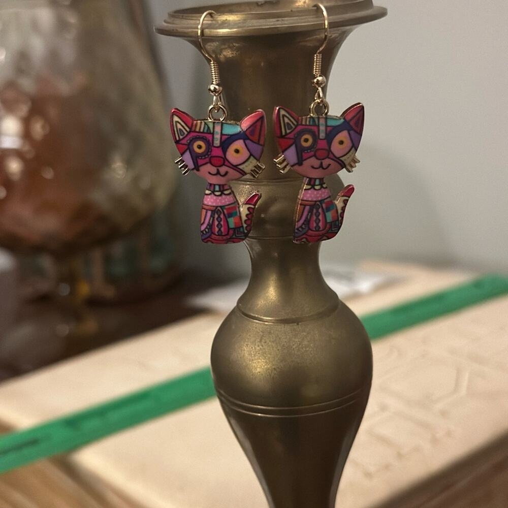 Multicolor metal and enamel earrings. New. Lightweight - Picture 2 of 3